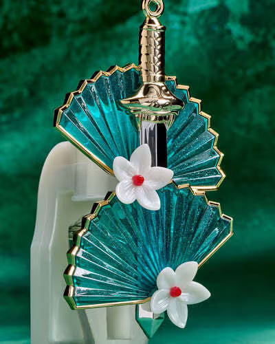 BATH & BODY WORKS Mulan Nightlight – Wallflowers Fragrance Plug Decorativo