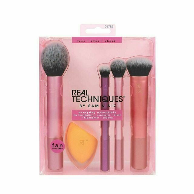 Real techniques Everyday Essentials Makeup Brush Set, 6 Pieces image 0