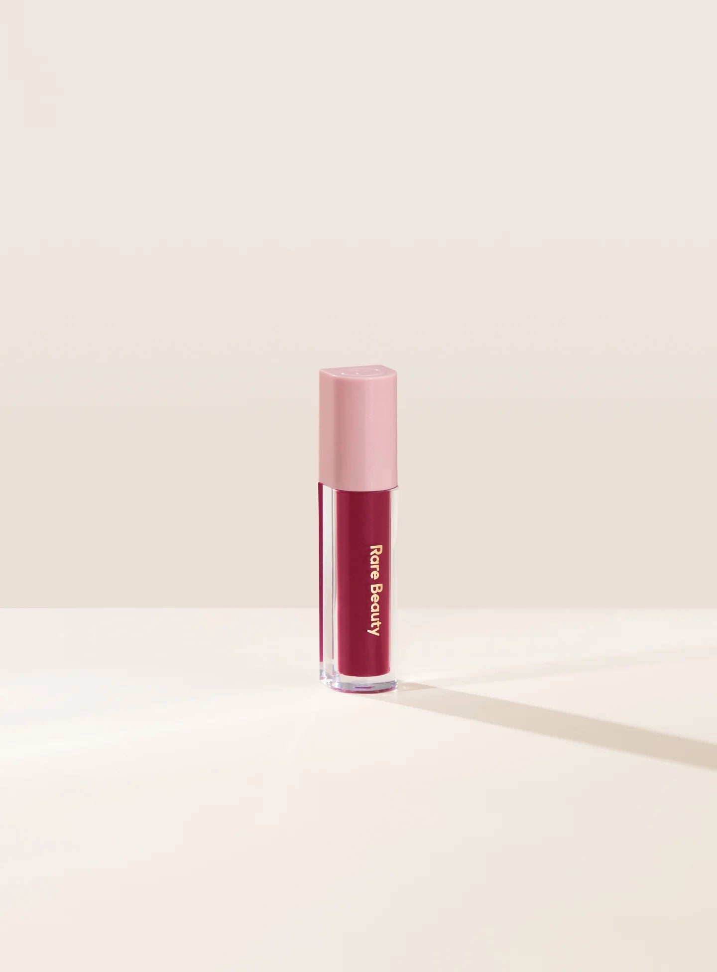 Stay Vulnerable Liquid Eyeshadow Nearly berry image 0