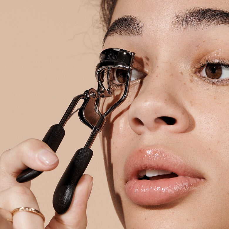 Pro Eyelash Curler elf image 1