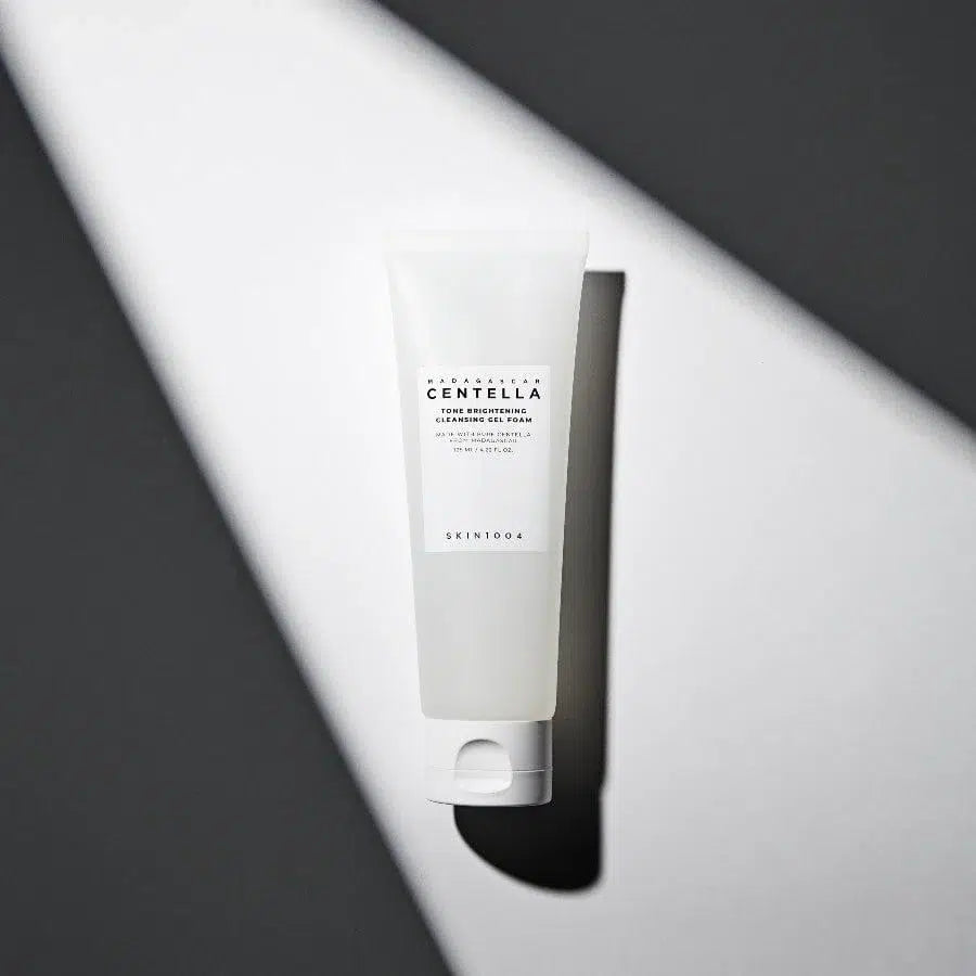 Tone Brightening Cleansing Gel Foam - CENTELLA image 2