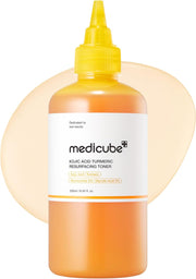 MEDICUBE Kojic Acid Turmeric Smoothing Toner Tónico Exfoliante Iluminador Para Rostro Y Cuerpo 250 ml