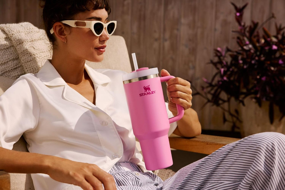 Stanley Quencher H2.0 Flow State Tumbler 40oz Peony – Vaso Térmico Con Popote Y Asa