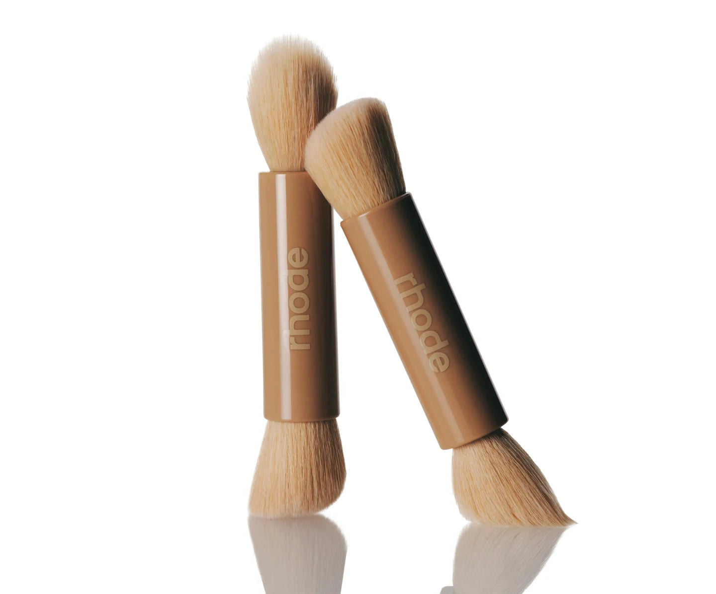 BAJO PEDIDO - RHODE Pocket Brush Brocha De Maquillaje Doble Punta