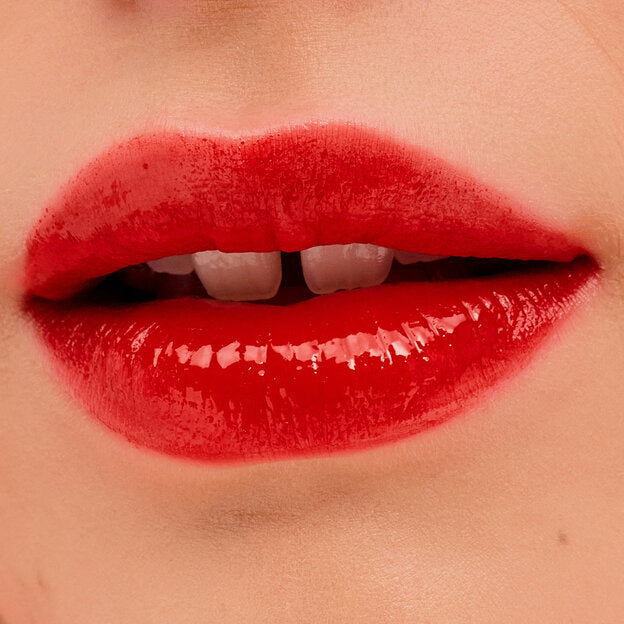 Benefit Cosmetics Splashtint Moisturizing Matte Lip Tint — Tinte Labial Hidratante De Acabado Mate En Tono 15 Yachty Hottie