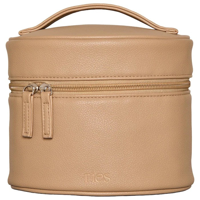 RIES 
The Essential Travel Vanity Bag image 0