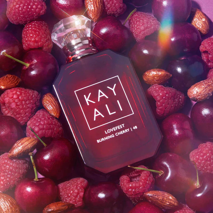 BAJO PEDIDO - KAYALI LOVEFEST BURNING CHERRY | 48 Eau de Parfum — Perfume Cálido Y Sensual Con Notas De Cereza Ahumada, Praliné Y Madera De Palo Santo