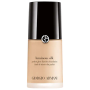 BAJO PEDIDO - Armani Beauty Luminous Silk Natural Glow Foundation | Base de Maquillaje de Lujo
