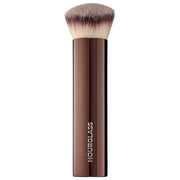 BAJO PEDIDO - Hourglass Cosmetics Vanish™ Foundation Brush | Brocha de Maquillaje