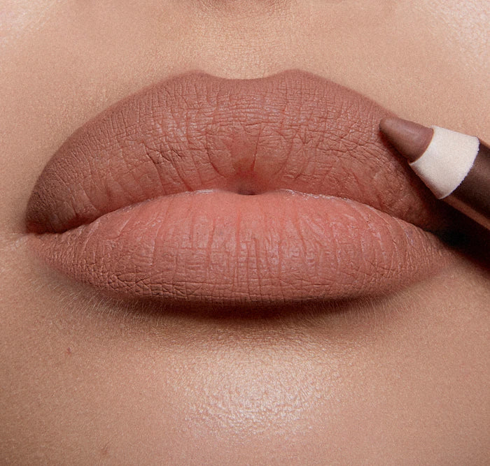 BAJO PEDIDO - Charlotte Tilbury Lip Cheat | Labial