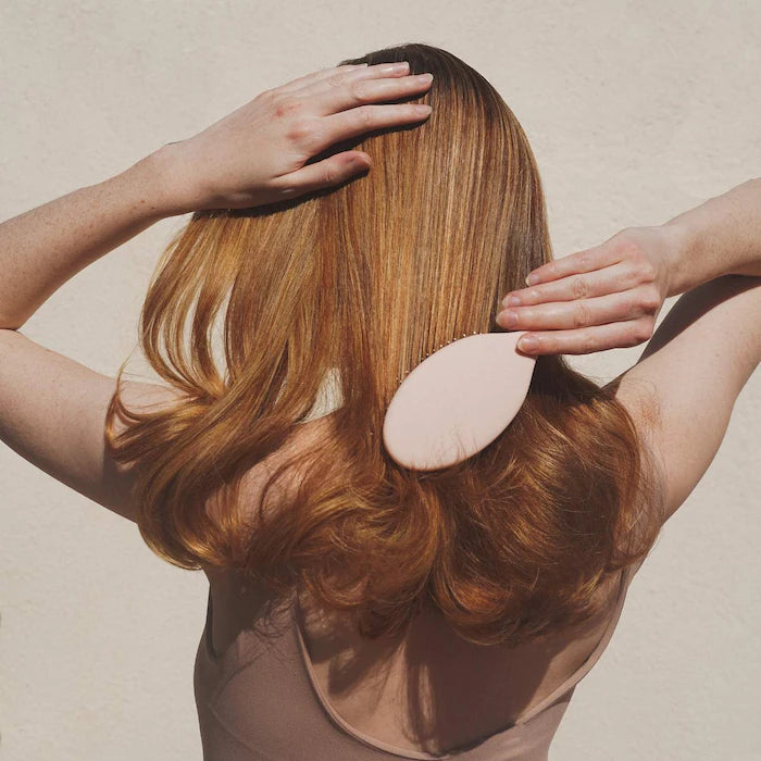 BAJO PEDIDO - Dae Vegan Detangle + Style Brush – Cepillo Vegano Para Desenredar Y Peinar Sin Daño