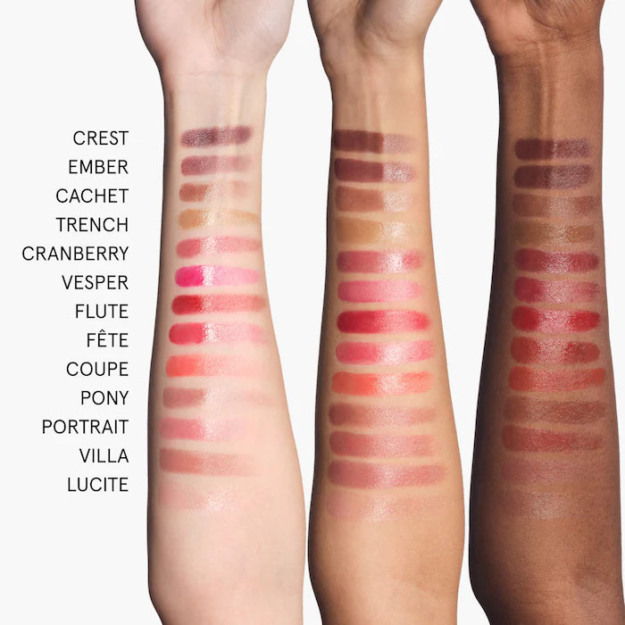 BAJO PEDIDO - Glossier Ultralip High Shine Lipstick Labial Hidratante De Alto Brillo Con Ácido Hialurónico