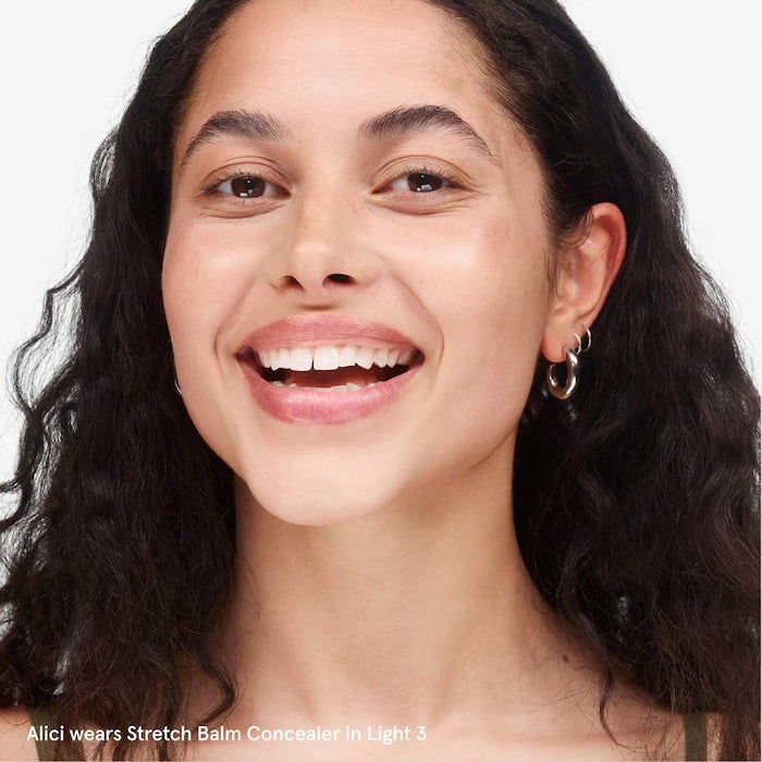 BAJO PEDIDO - Glossier Stretch Concealer Corrector De Larga Cobertura Modulable Con Acabado Luminoso