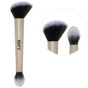 BAJO PEDIDO - REFY Dual Ended Complexion Brush — Brocha Doble Para Base y Corrector Con Acabado Impecable y Natural