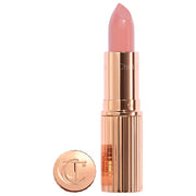 BAJO PEDIDO - Charlotte Tilbury K.I.S.S.I.N.G Lipstick – Labial Satinado Con Brillo Suave Y Color Luminoso