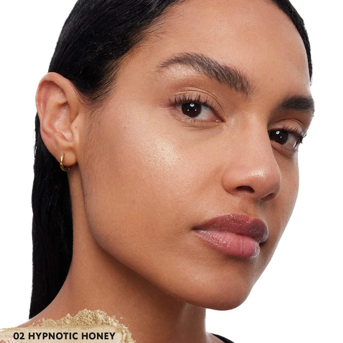 BAJO PEDIDO - YSL All Hours Hyper Luminize Powder Highlighter 8.5g – Iluminador En Polvo Cremoso De 12 Horas
