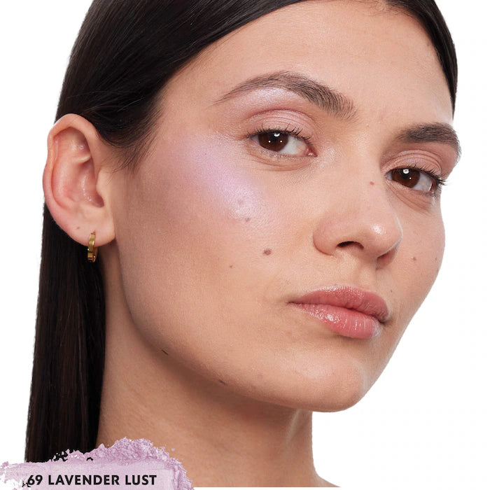 BAJO PEDIDO - YSL All Hours Hyper Luminize Powder Highlighter 8.5g – Iluminador En Polvo Cremoso De 12 Horas